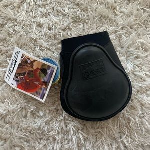 NEW W TAGS Eskadron Fetlock Boots